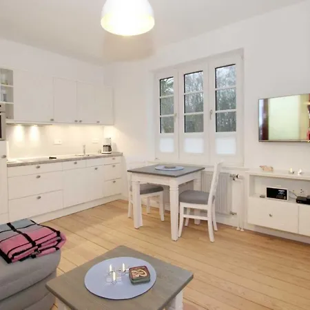 Badestra_e 94_ Whg_ 2_ Haus Am Wal Appartement